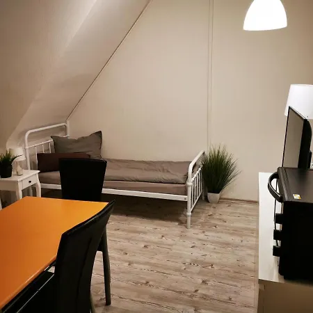 Monteurzimmer Fairwohnen24 All-inkl 24h Check-in Apartment *
